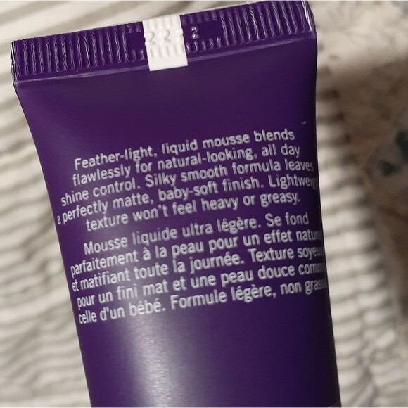 Rimmel London stay matte full coverage Foundation 010 light porcelain new makeup - Picture 6 of 9